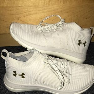 Under armor shoes size 7